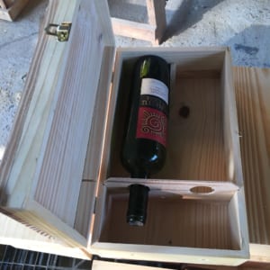 Làm Hộp Gỗ Đựng Rượu theo yêu cầu TPHCM Hà Nội Cần Thơ