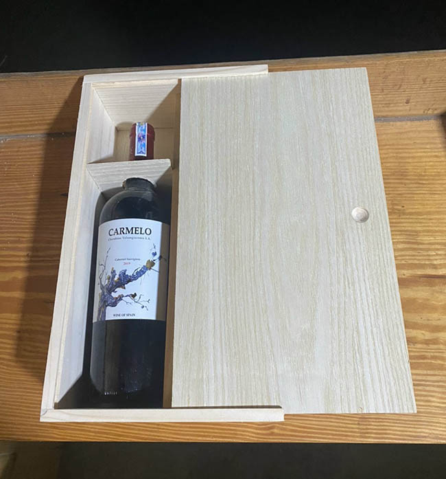 Set Rượu Vang Quà Tết: Tinh Tế Và Ý Nghĩa