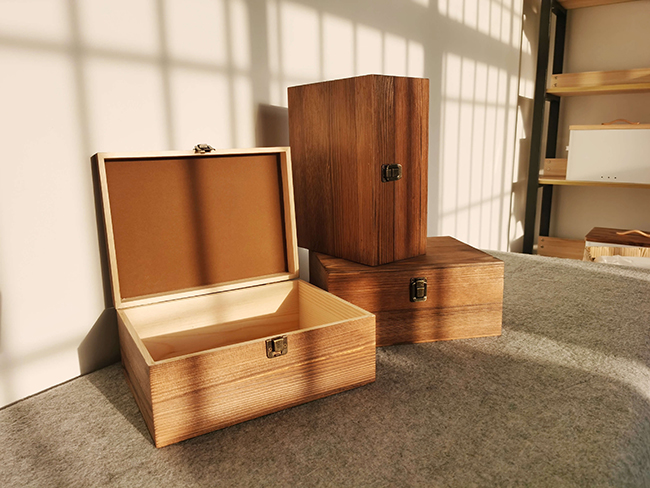 Hộp Gỗ Phong Cách và Trang Trí
