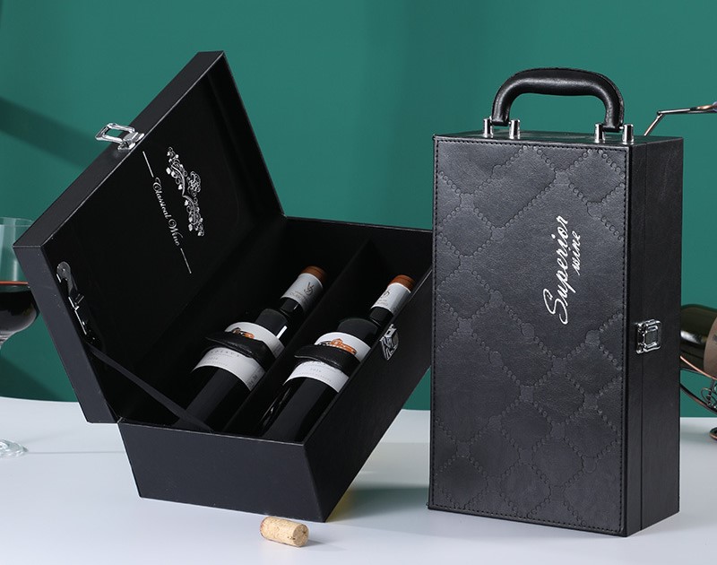 Hộp Rượu Đôi: Thiết Kế Độc Đáo Cho Đêm Tiệc Lãng Mạn